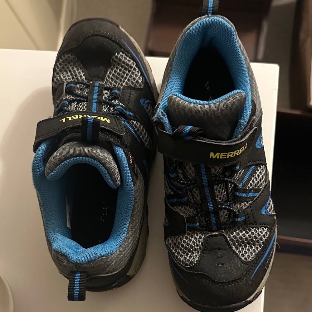 Merrell Kids' Black and Blue Sneakers 2.5